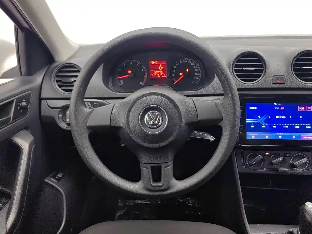 Volkswagen Jetta — миниатюра 11