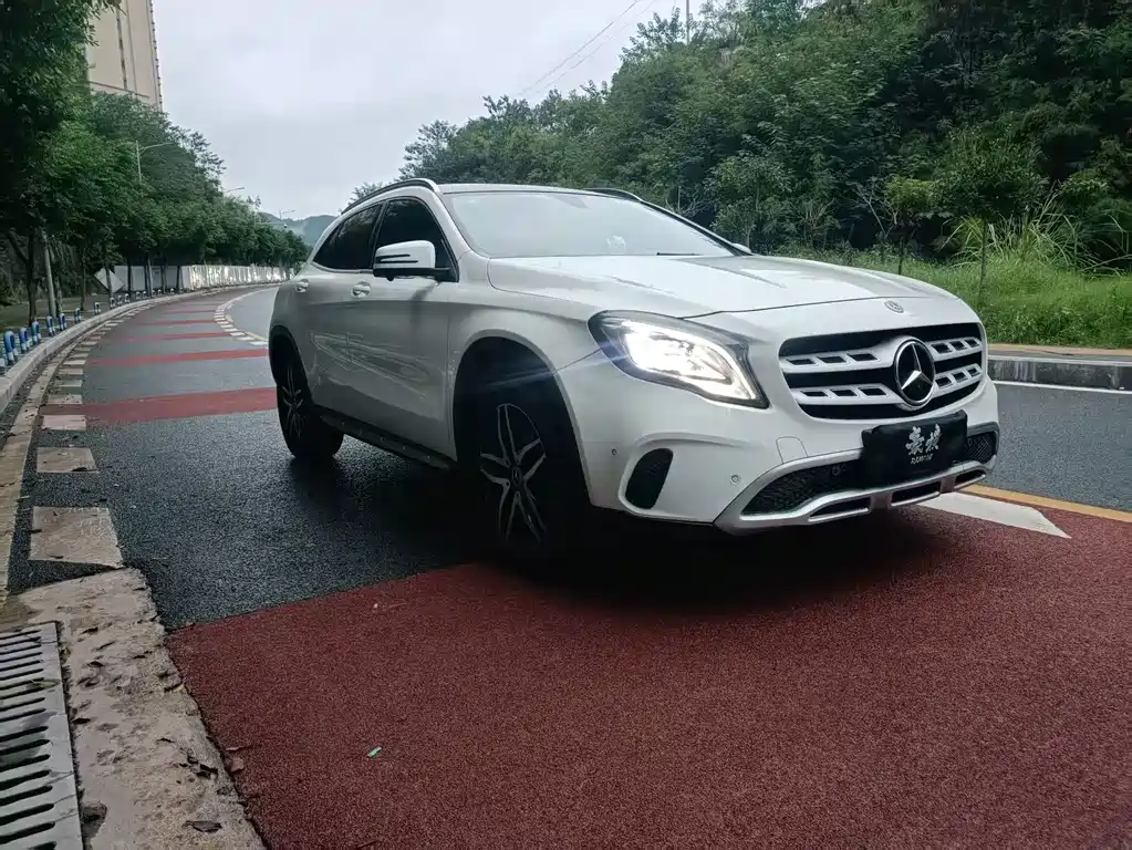 Mercedes-Benz GLA — миниатюра 3