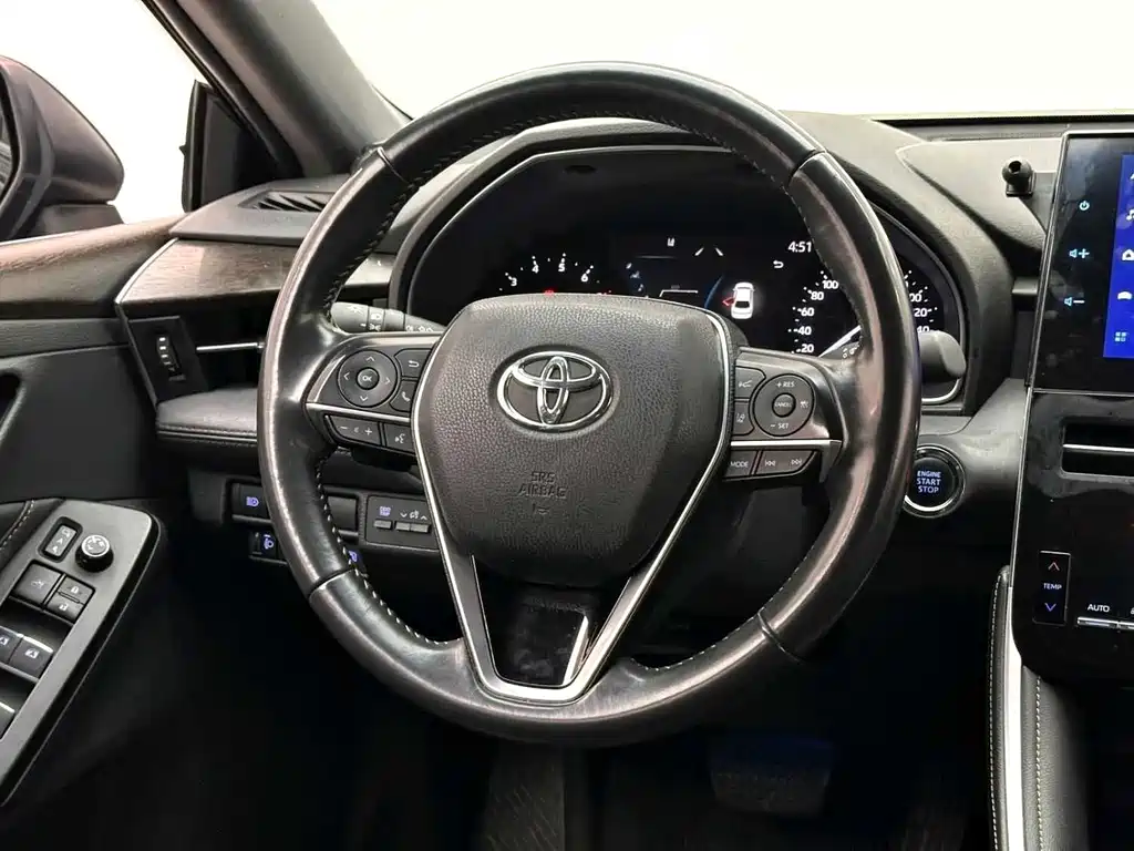 Toyota Avalon — миниатюра 8