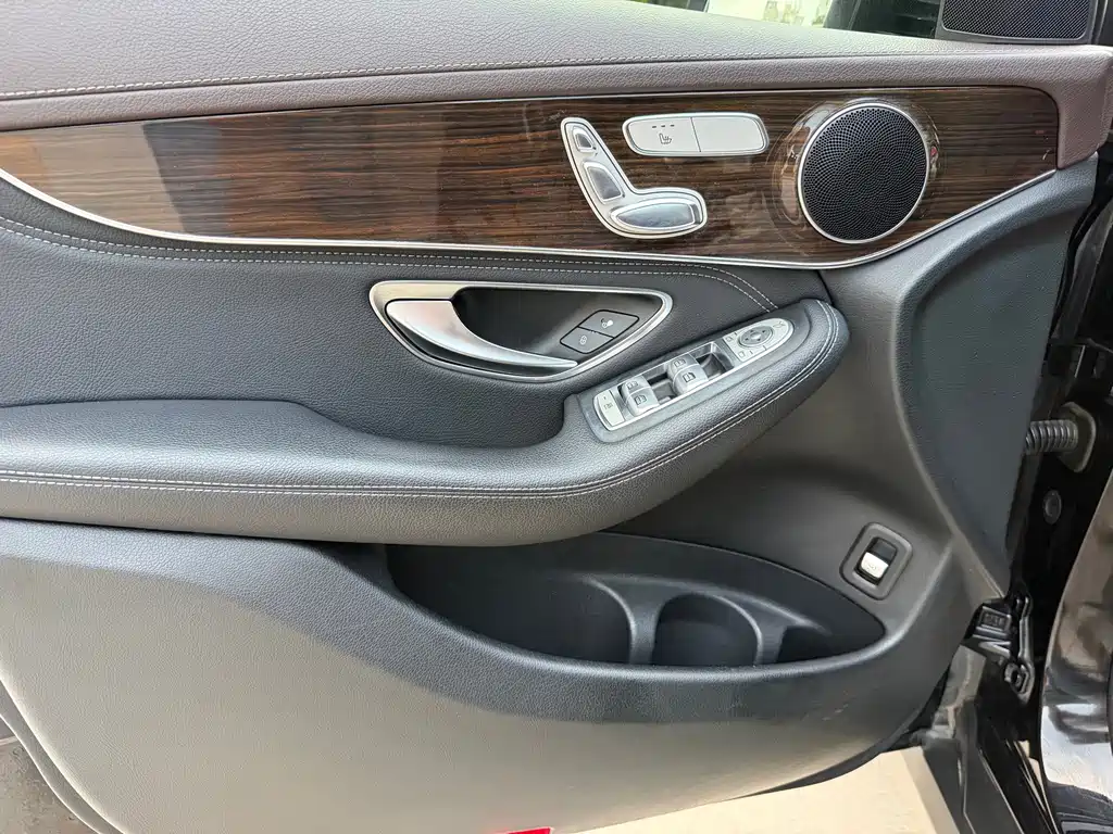 Mercedes-Benz GLC — миниатюра 14
