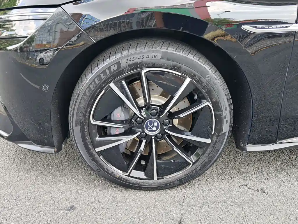 BYD Han — миниатюра 23