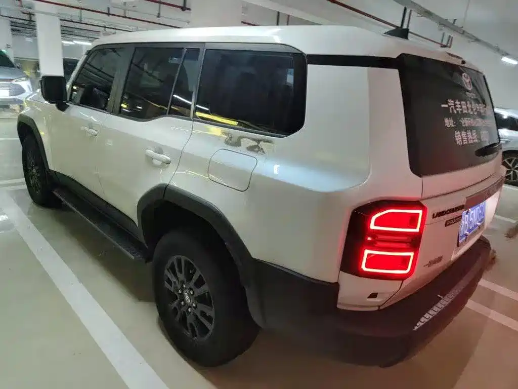 Toyota Prado — миниатюра 5