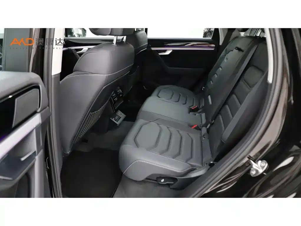 Volkswagen Touareg — миниатюра 7