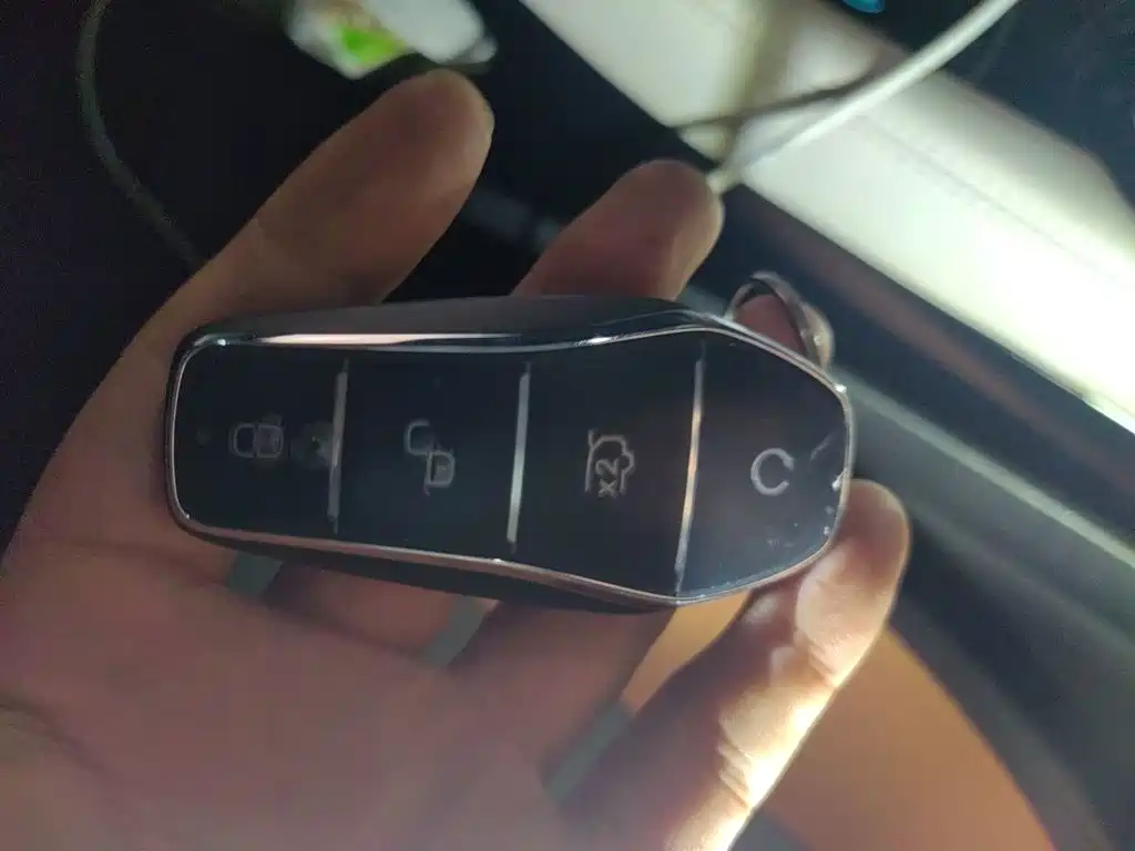 BYD PLUS New Energy — миниатюра 9