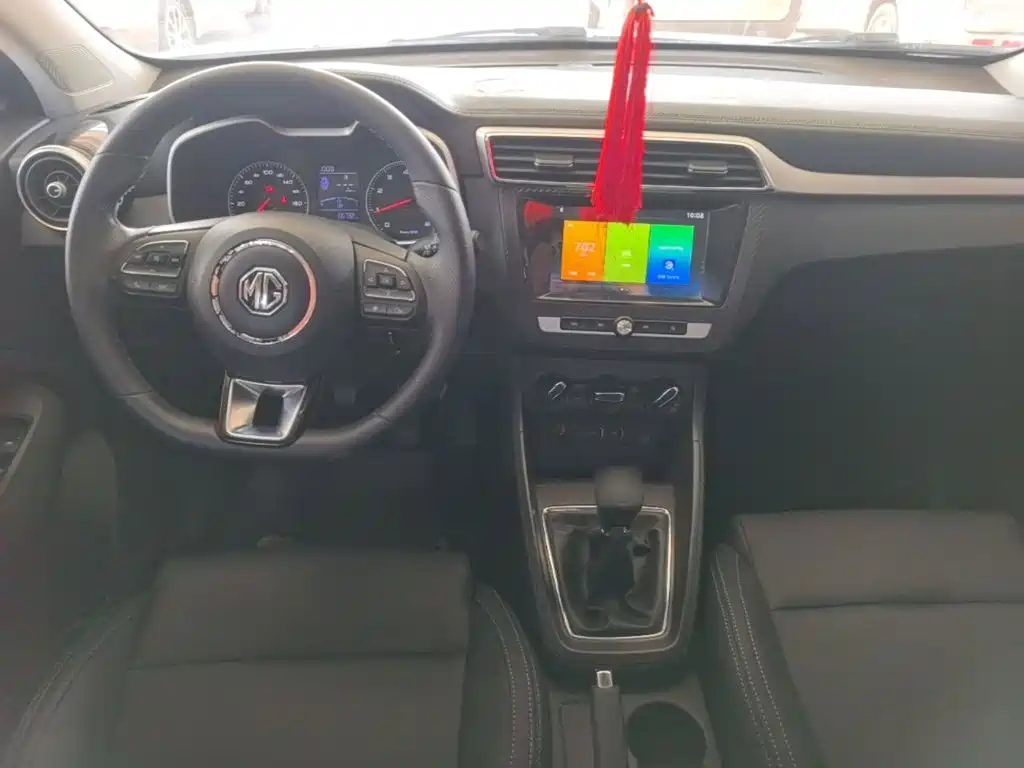 MG ZS — миниатюра 10