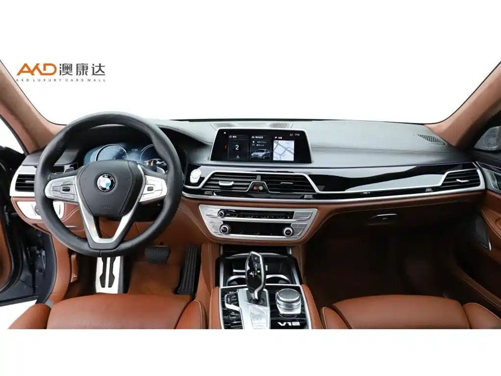 BMW 7 Series — миниатюра 5