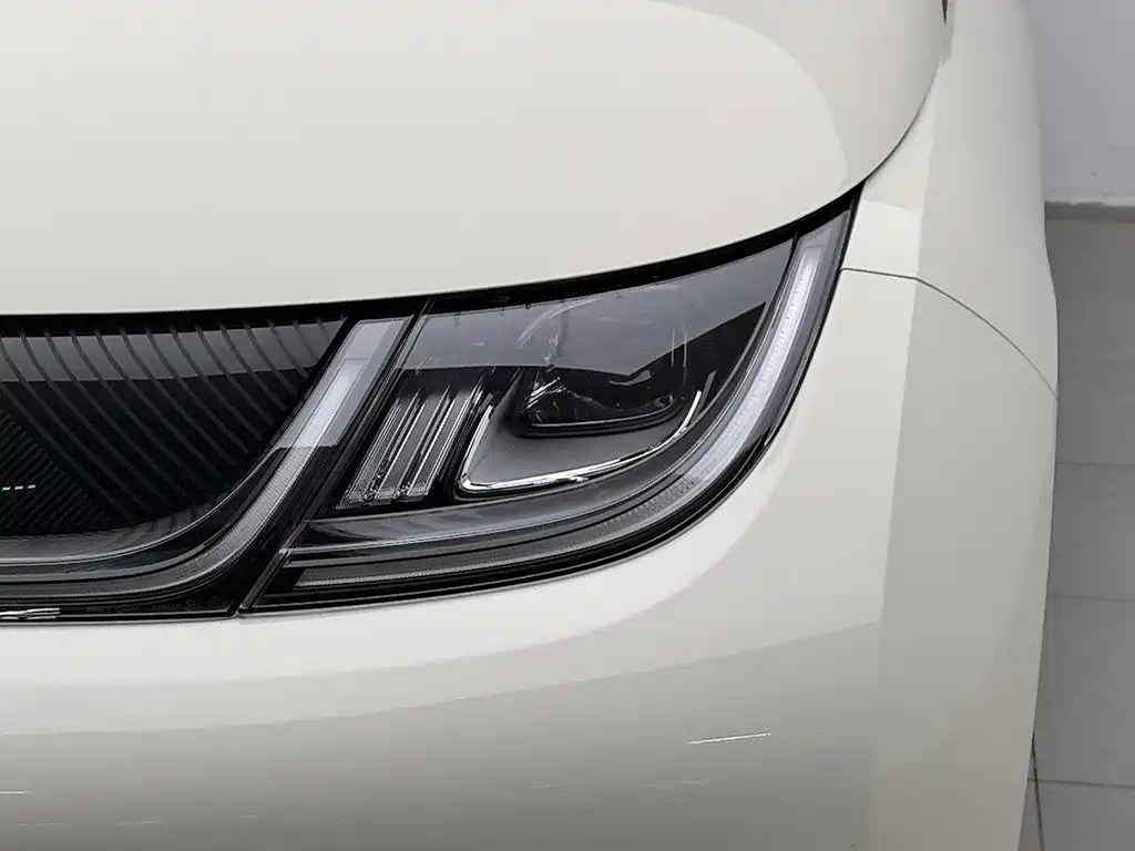 BYD Dolphin — миниатюра 7