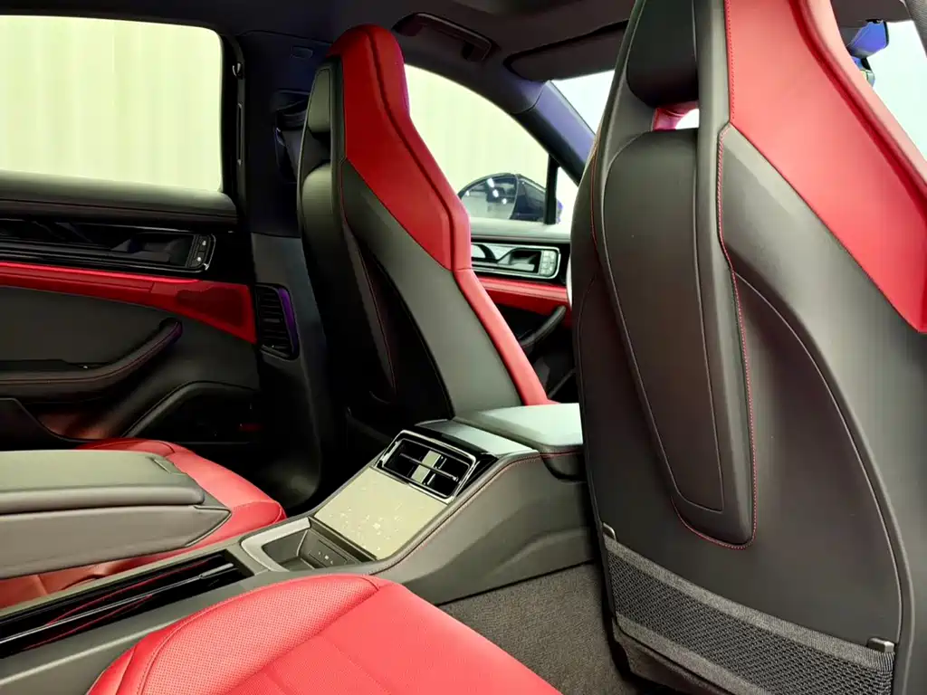 Porsche Panamera — миниатюра 19