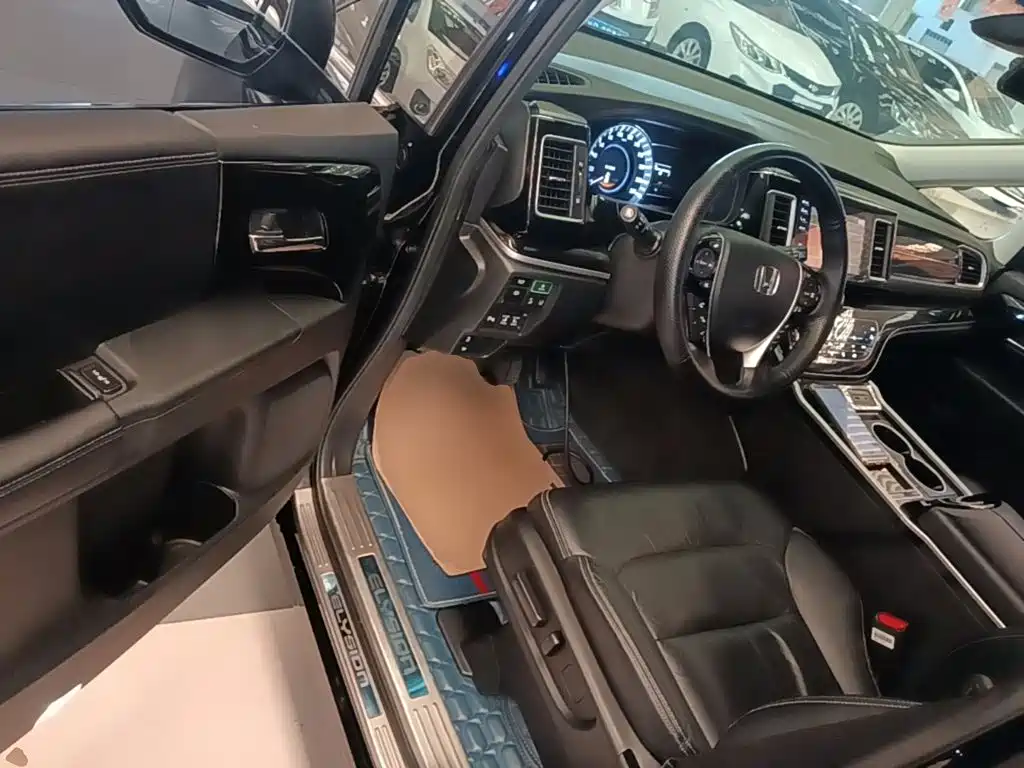 Honda Elysion — миниатюра 16