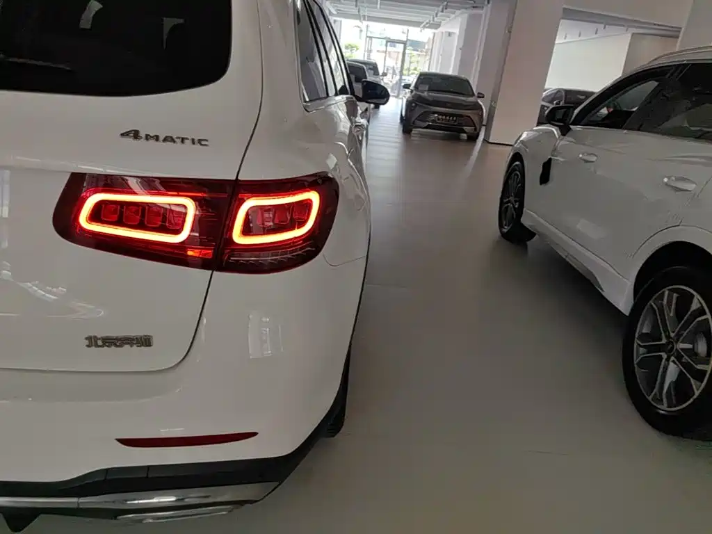 Mercedes-Benz GLC — миниатюра 8