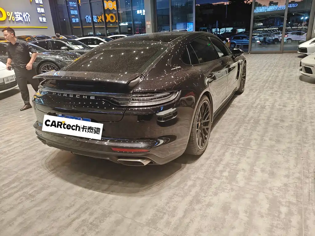 Porsche Panamera — миниатюра 2