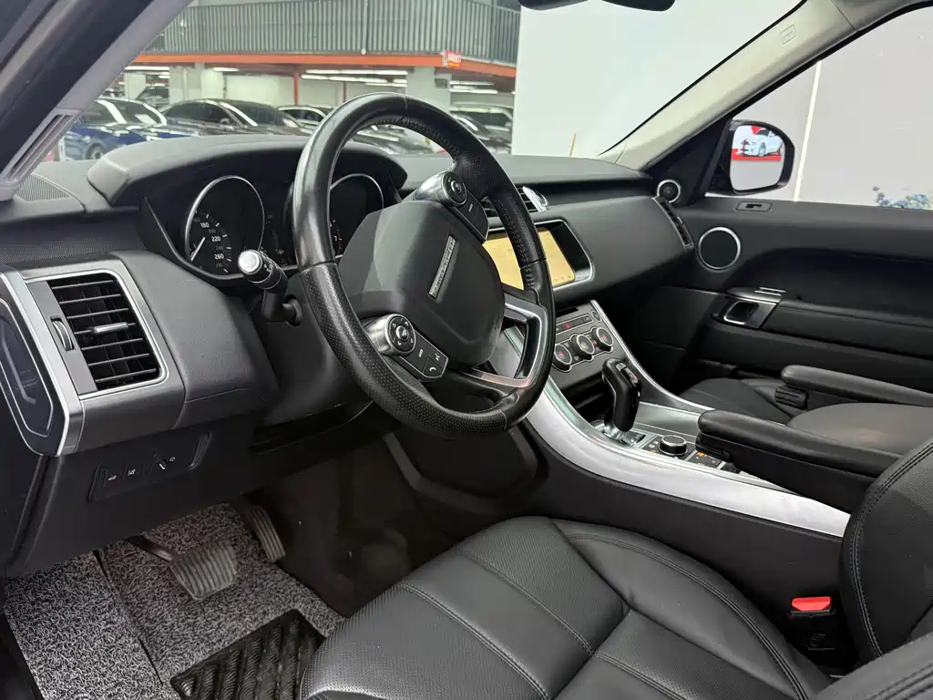 Land Rover Sport — миниатюра 7