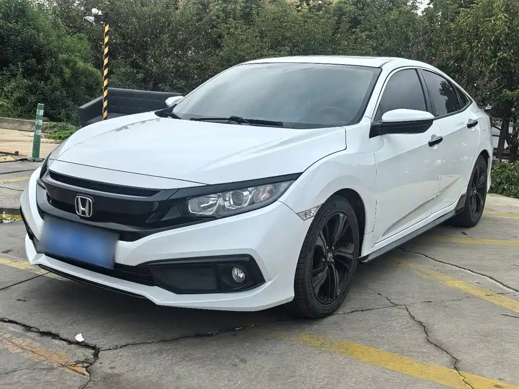 Geely Emgrand — миниатюра 3