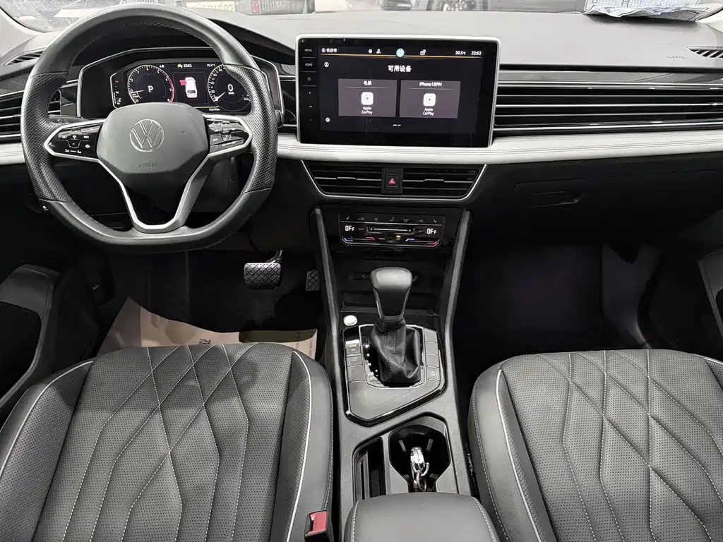 Volkswagen Tiguan L — миниатюра 12