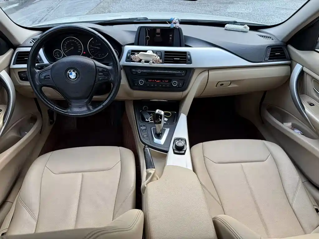 BMW 3 Series — миниатюра 7