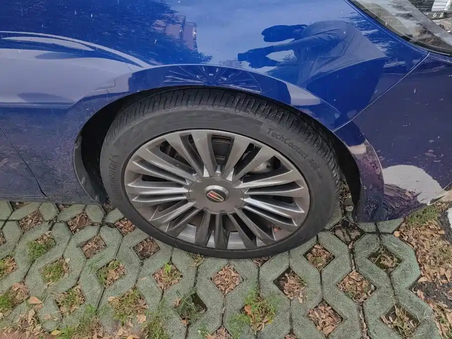 Hongqi Hongqi H5 — миниатюра 6