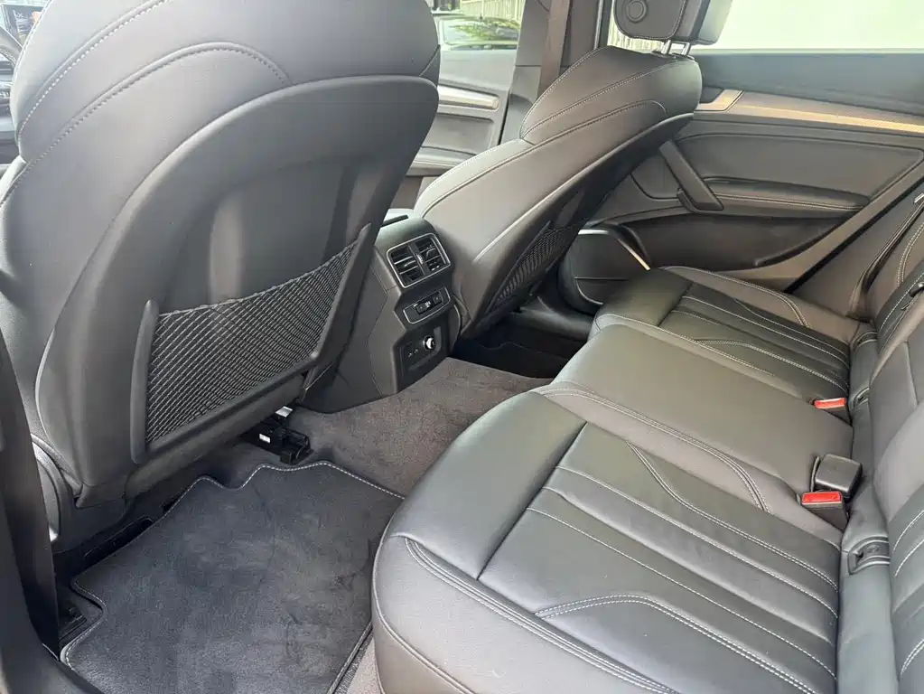 Audi Q5L — миниатюра 19