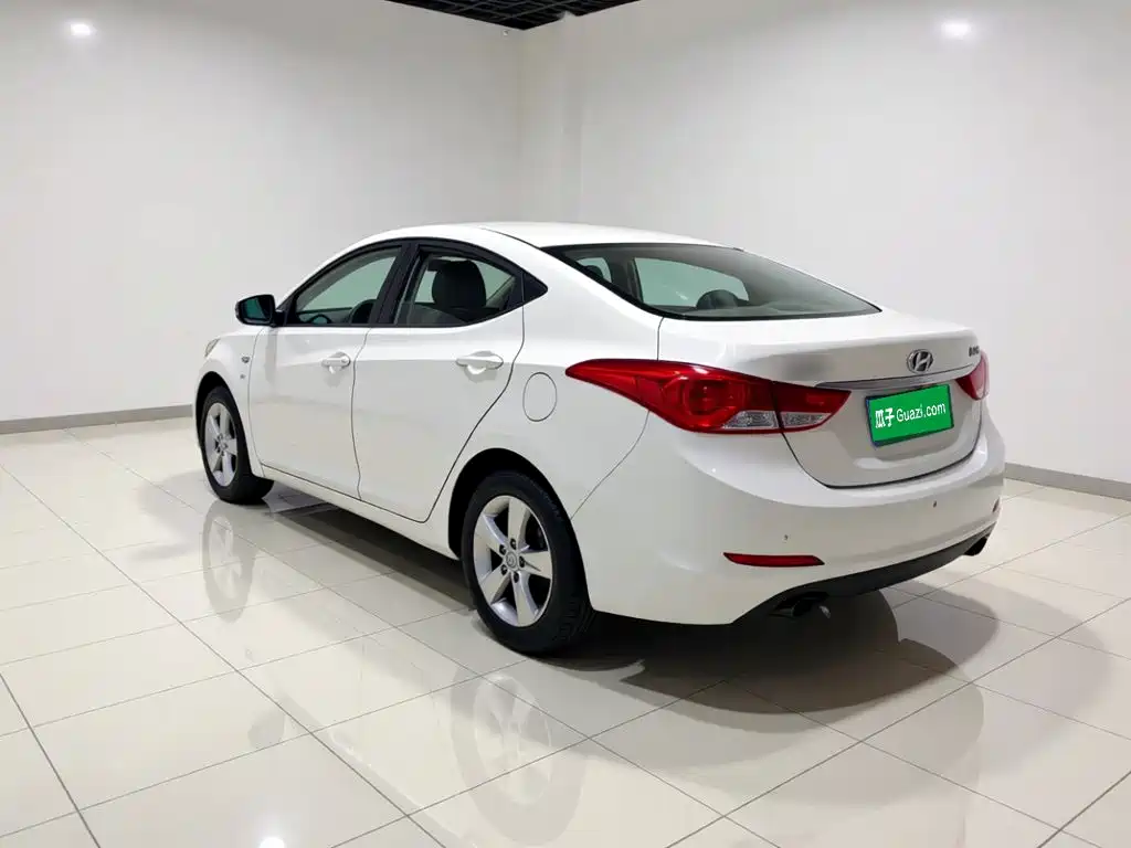 Hyundai Elantra Langdong — миниатюра 4