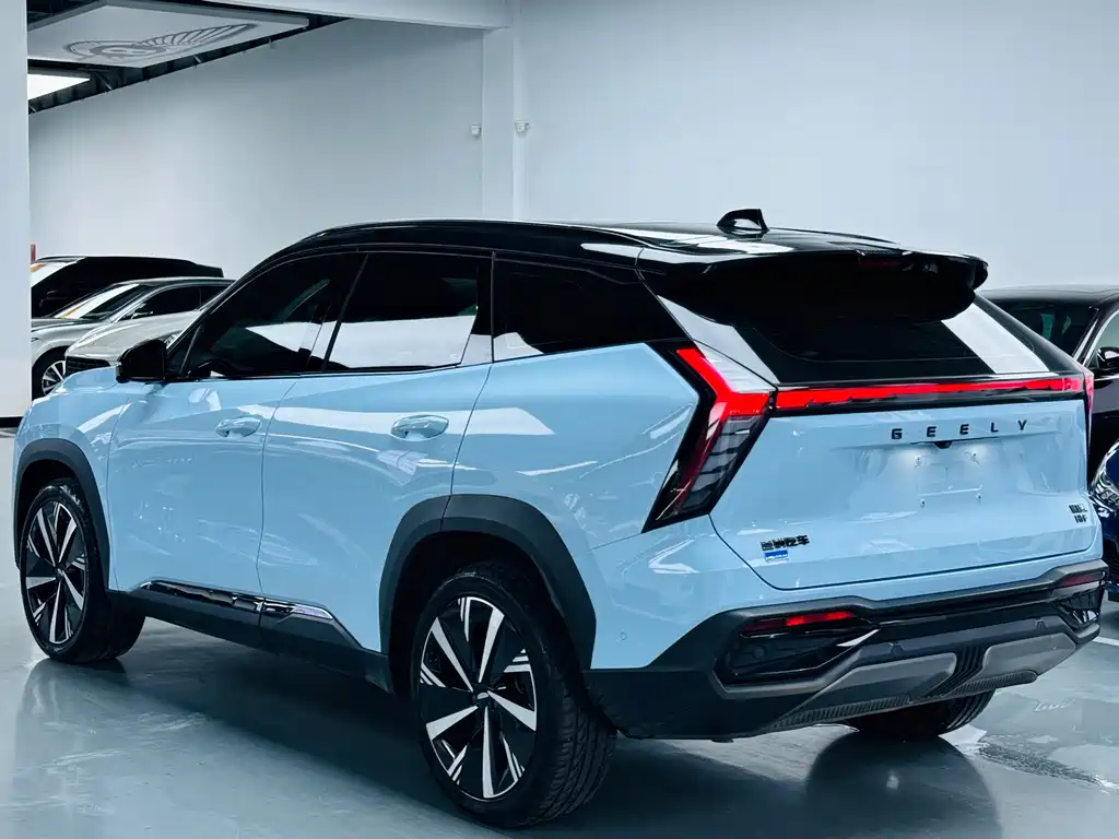 Geely Boyue L — миниатюра 13