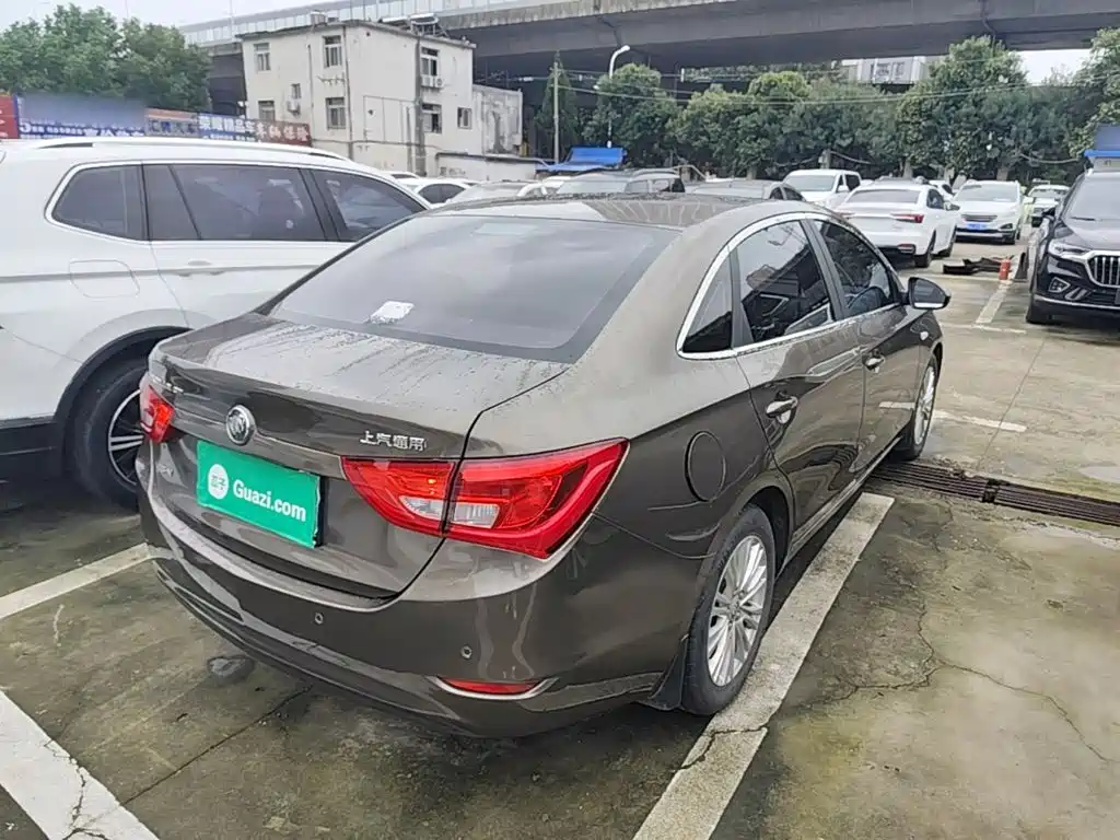 Buick Excelle — миниатюра 7