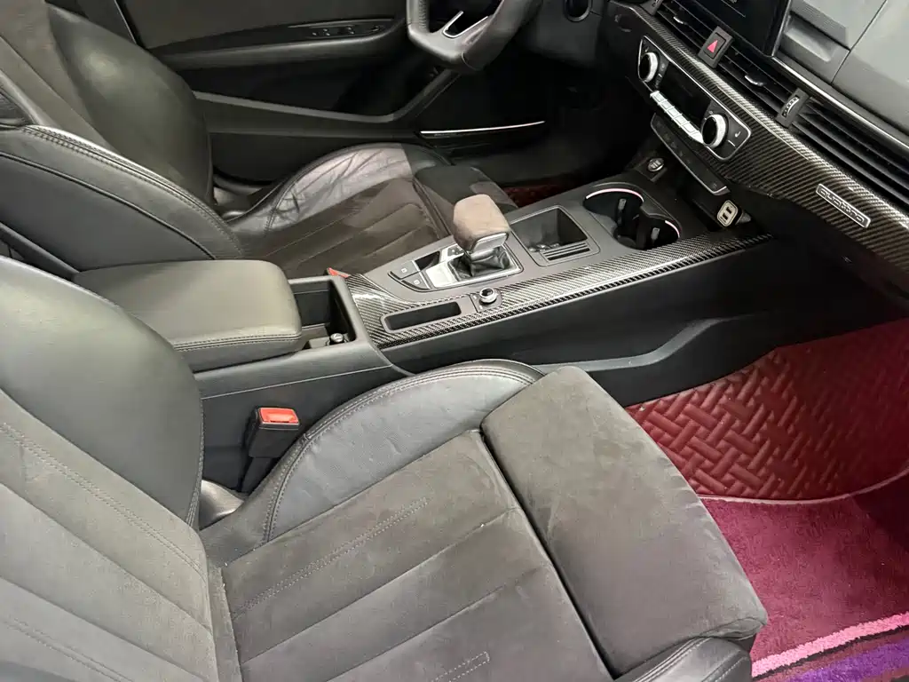 Audi A4L 2020 45 TFSI quattro