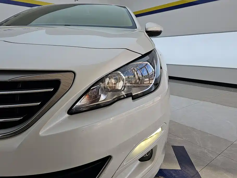 Peugeot 408 — миниатюра 5
