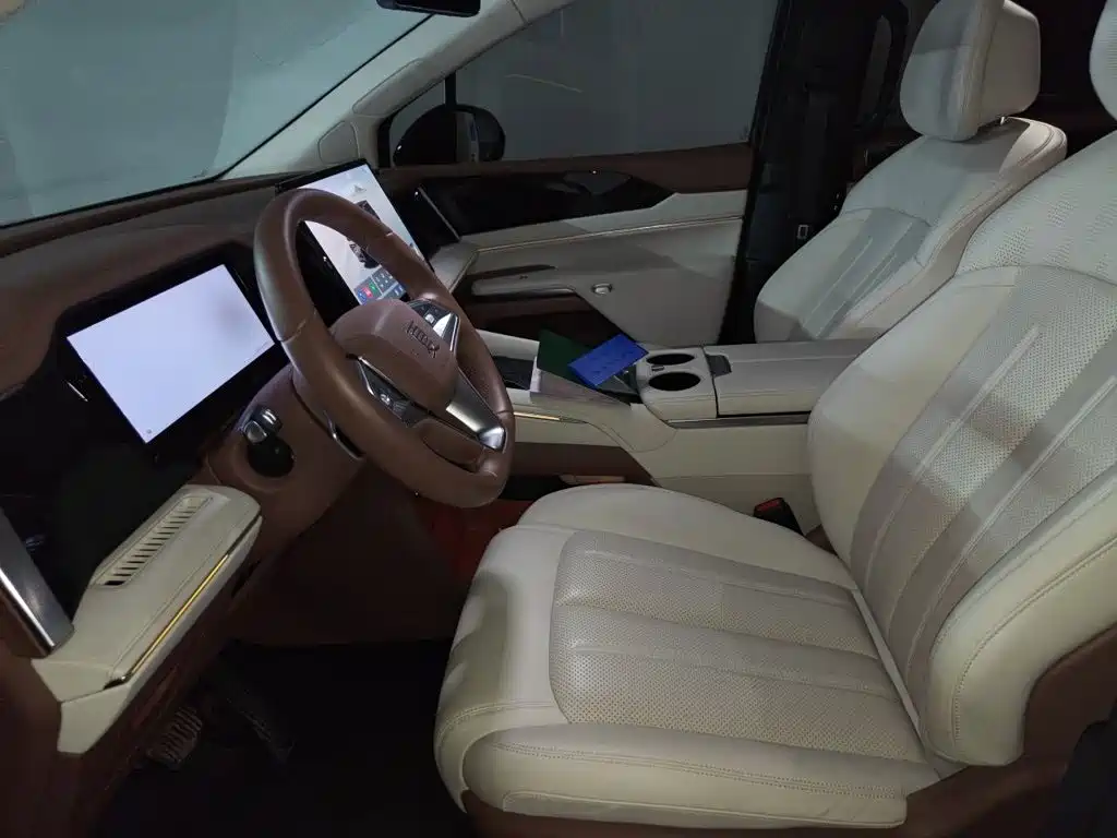 BYD Xia — миниатюра 16