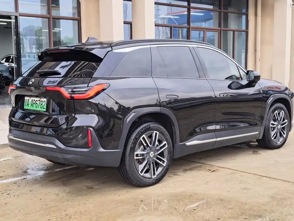 NIO ES6 — миниатюра 12