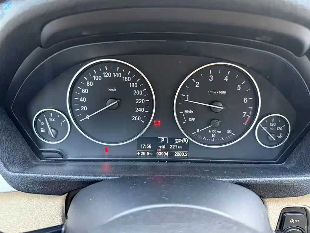 BMW 3 Series — миниатюра 4