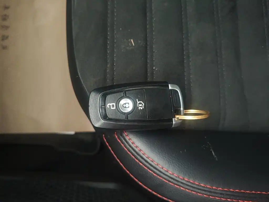 Ford Escape — миниатюра 9