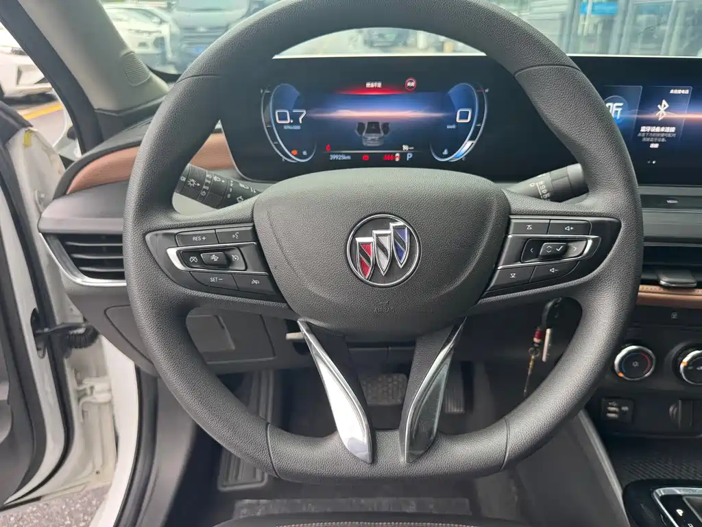 Buick Verano — миниатюра 7