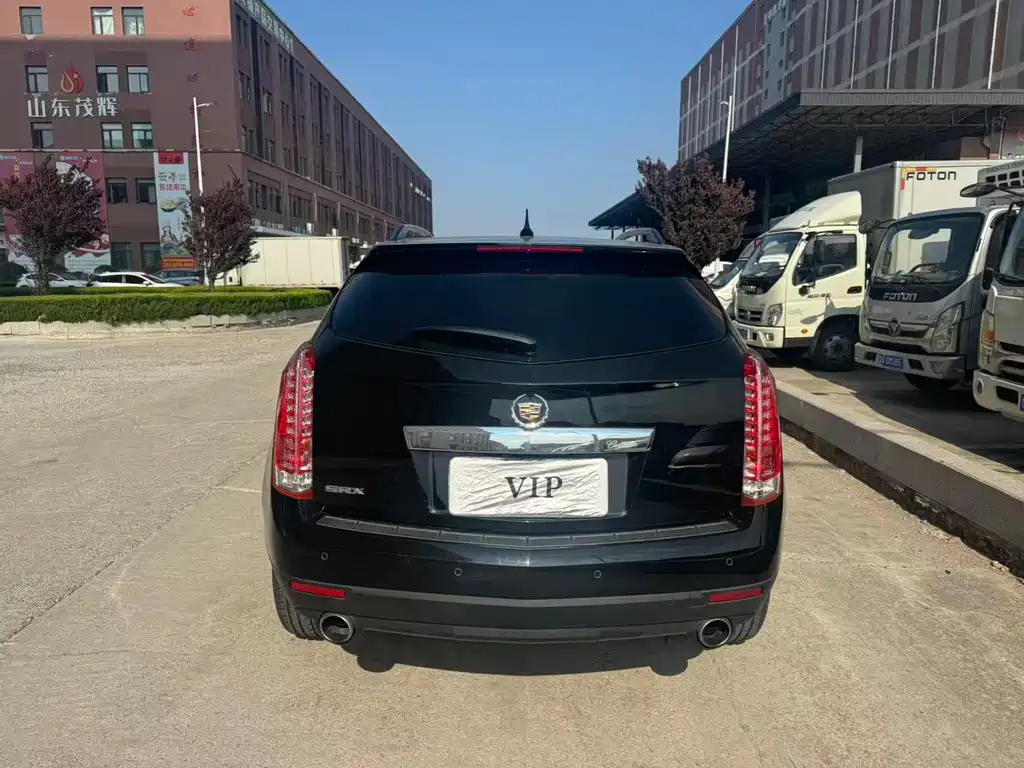 Cadillac SRX 2011 3.0L Luxury