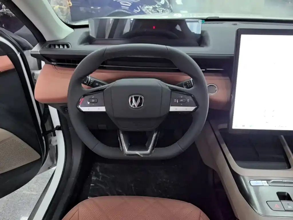 Changan Побег PHEV — миниатюра 11