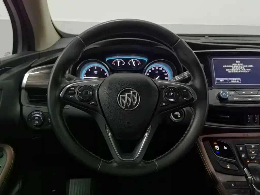 Buick Envision Plus — миниатюра 11