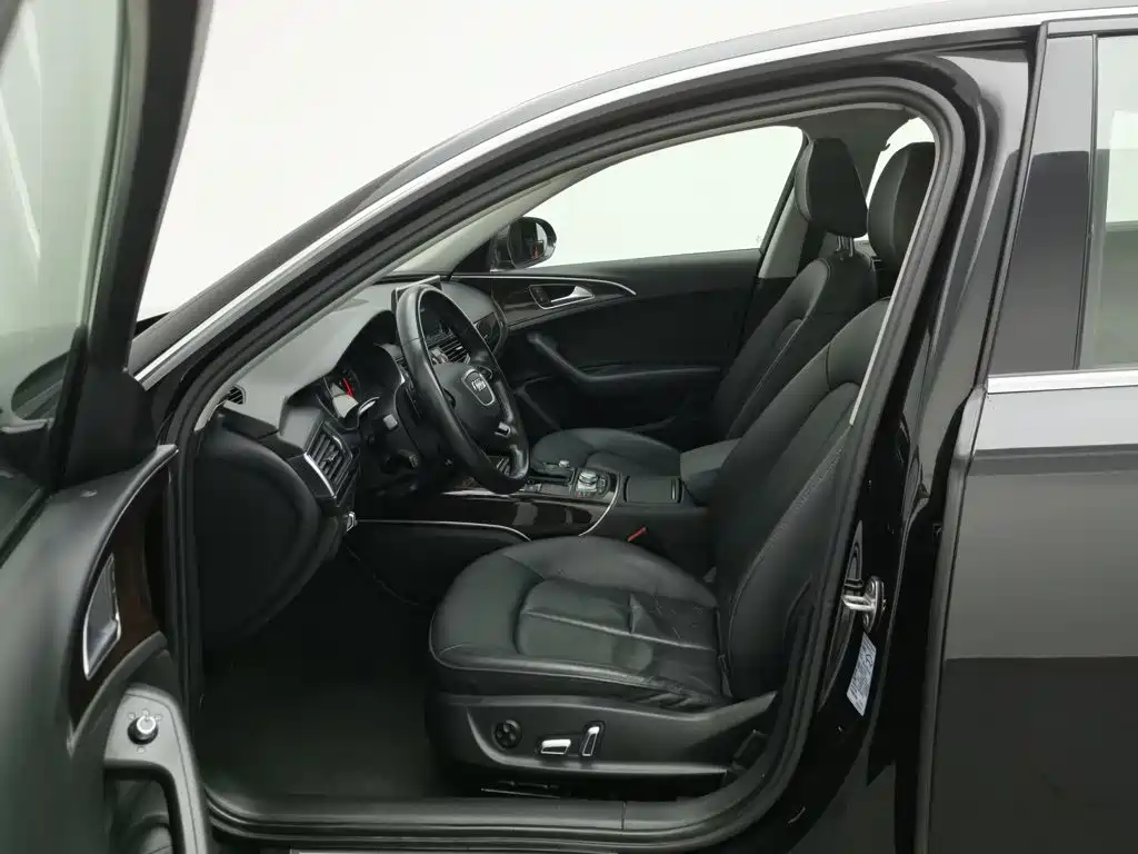 Audi A6L — миниатюра 10