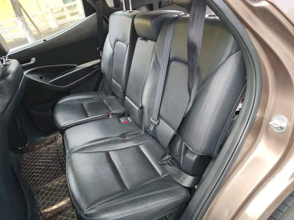 Hyundai Santa Fe — миниатюра 13
