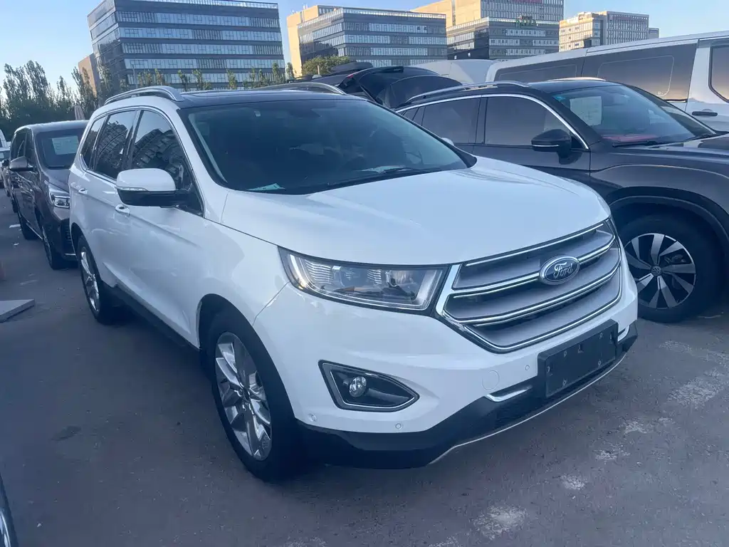 Ford Edge 2015 2.0T GTDi