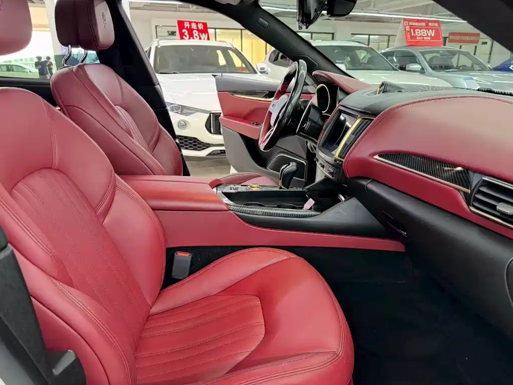 Maserati Levante — миниатюра 6