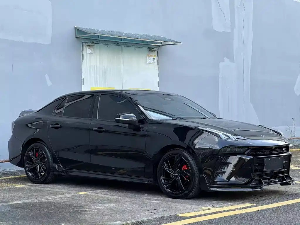 Lynk & Co 03 — миниатюра 3