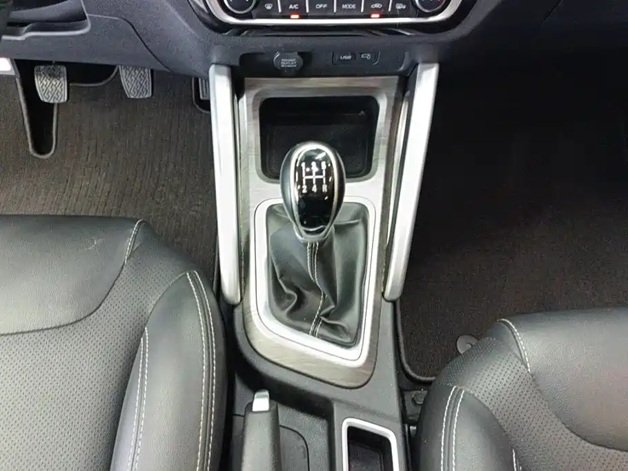 Geely Vision X3 — миниатюра 16