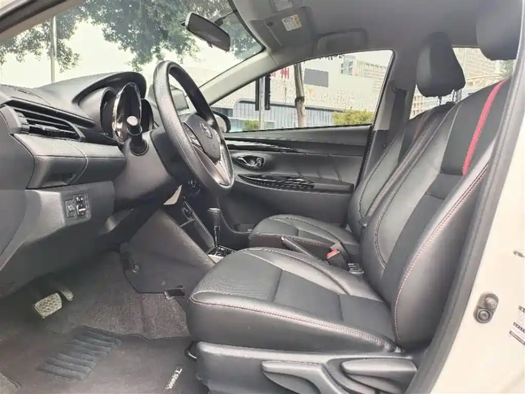 TOYOTA YARIS L ZHIXUAN