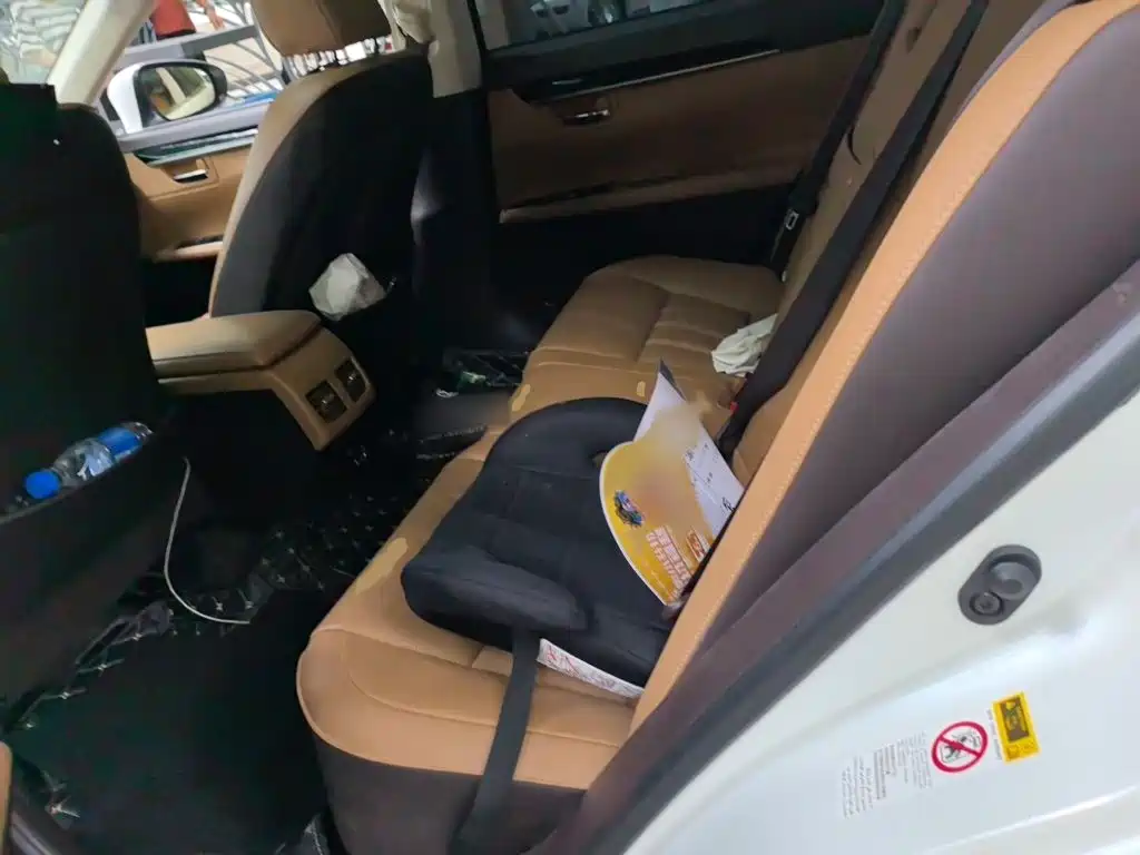 Lexus ES — миниатюра 15