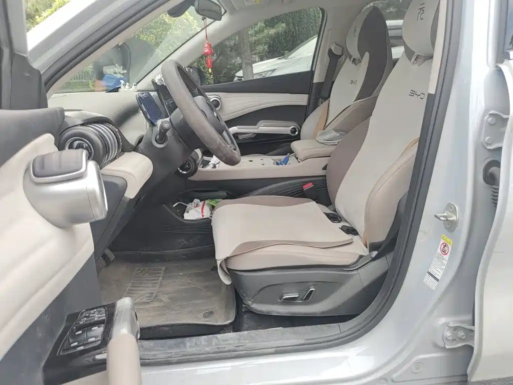 BYD Yuan Plus — миниатюра 12