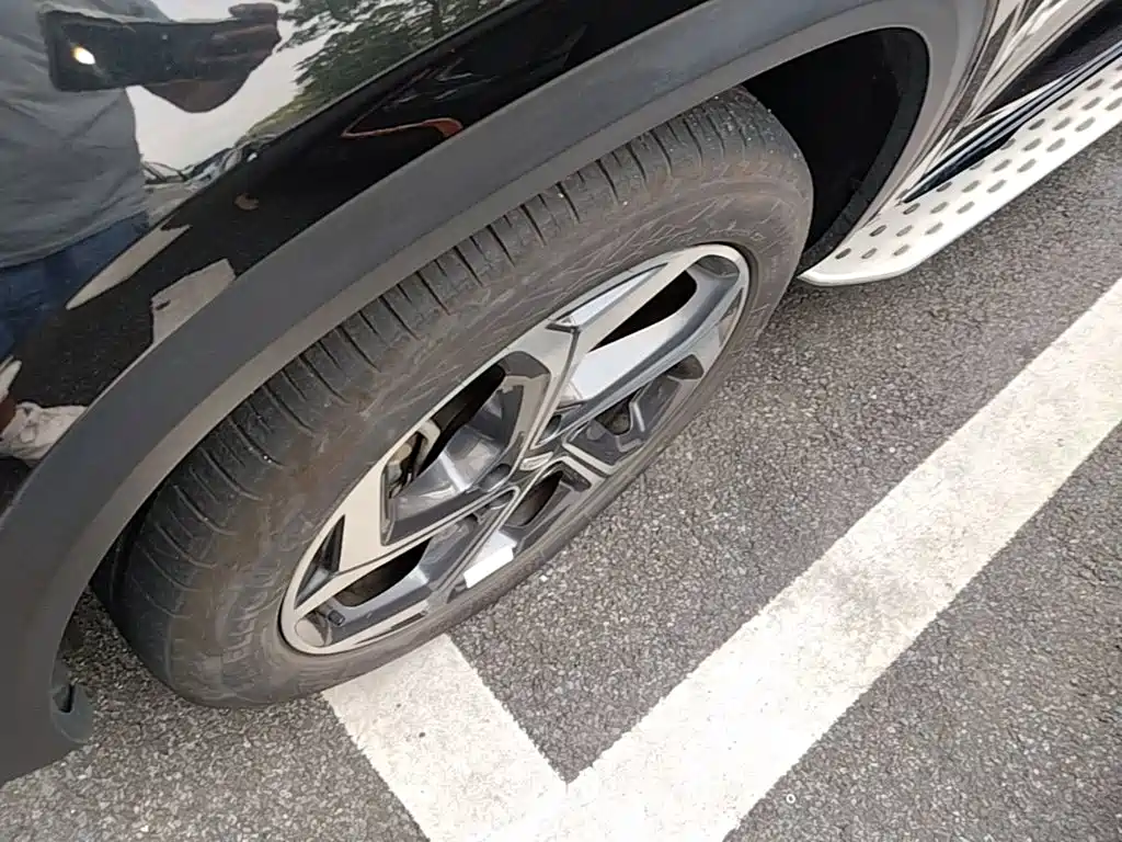 Geely Xingyue L — миниатюра 23