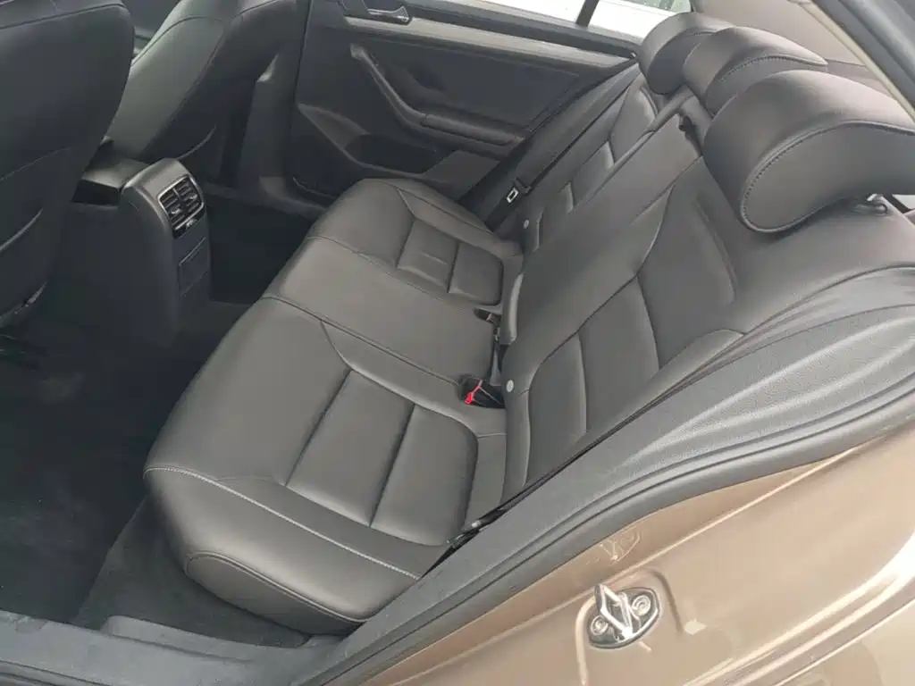 Volkswagen Sagitar — миниатюра 17