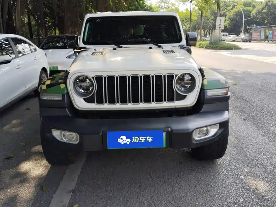 Jeep Wrangler PHEV — миниатюра 2