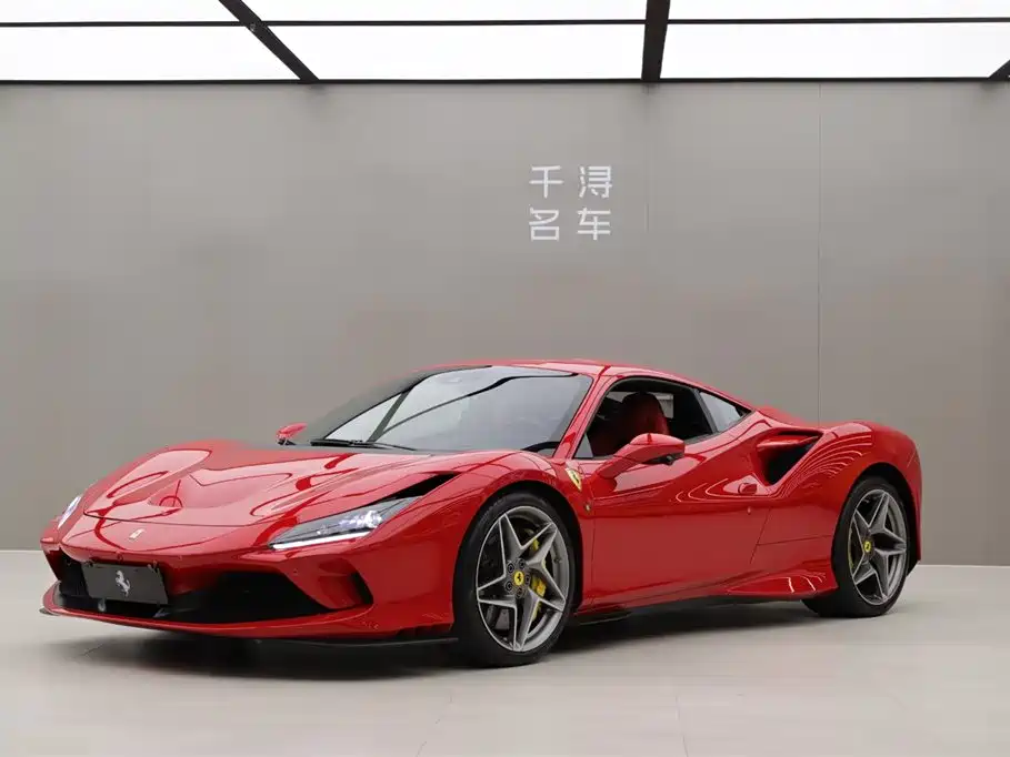 Ferrari F8 2022