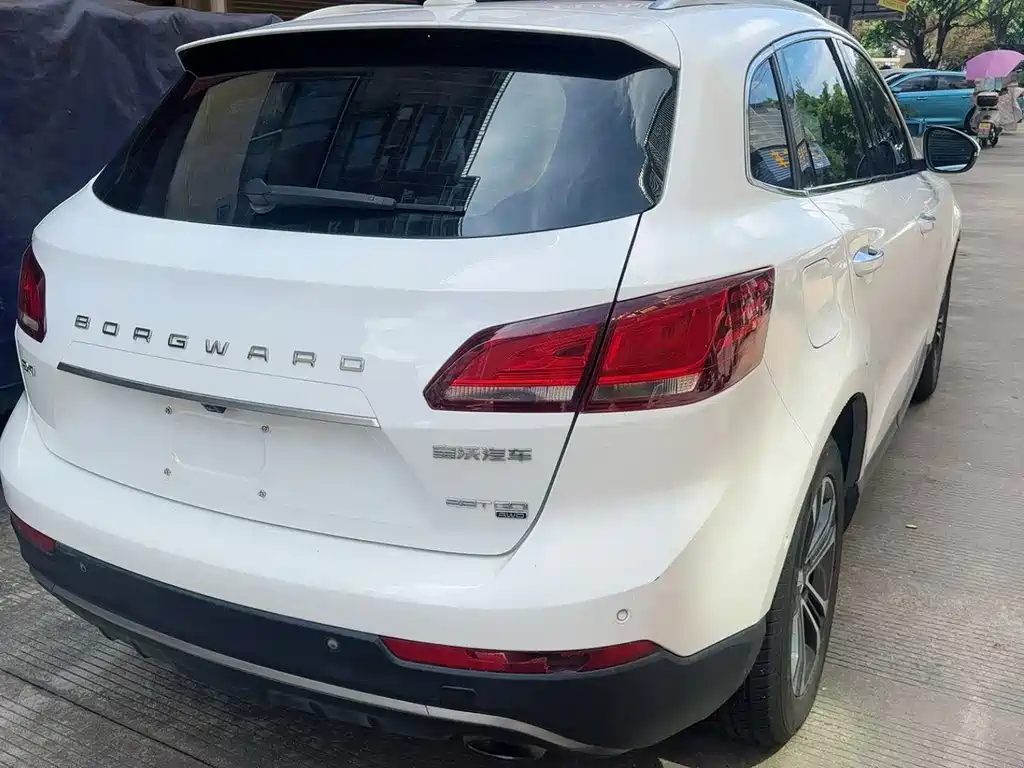 Borgward BX7 — миниатюра 4
