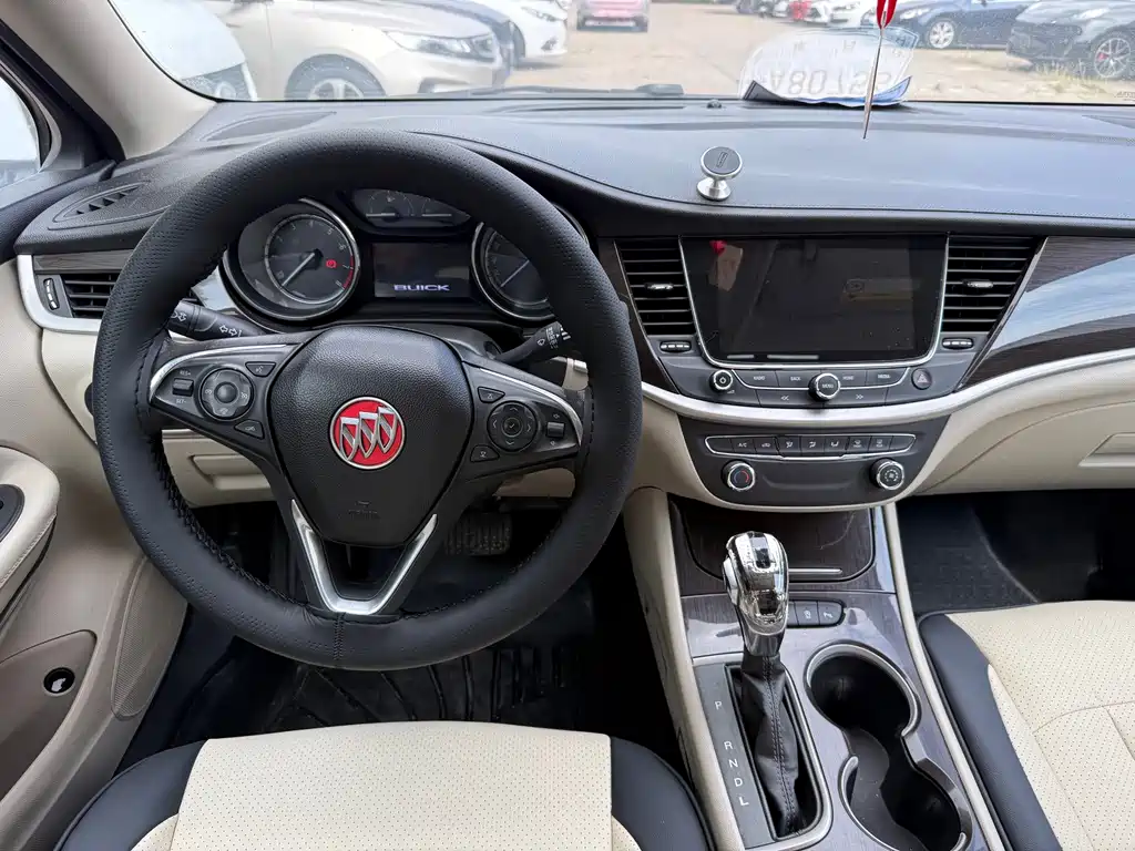 Buick Verano — миниатюра 4
