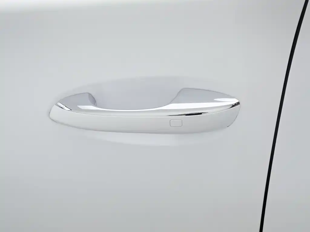 BYD Tang New Energy — миниатюра 18